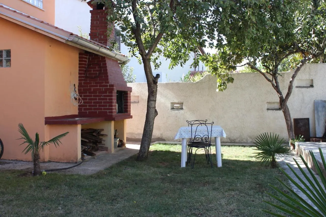 Apartments With A Parking Space Medulin - 7208